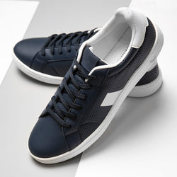 Madres Side Tape Detail Trainers In Navy